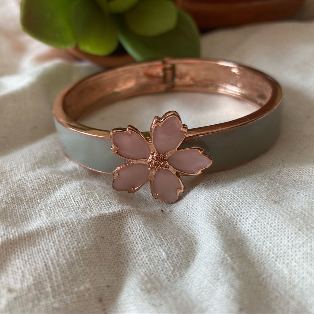 Pink and Green Flower Magnetic Clasp Bangle